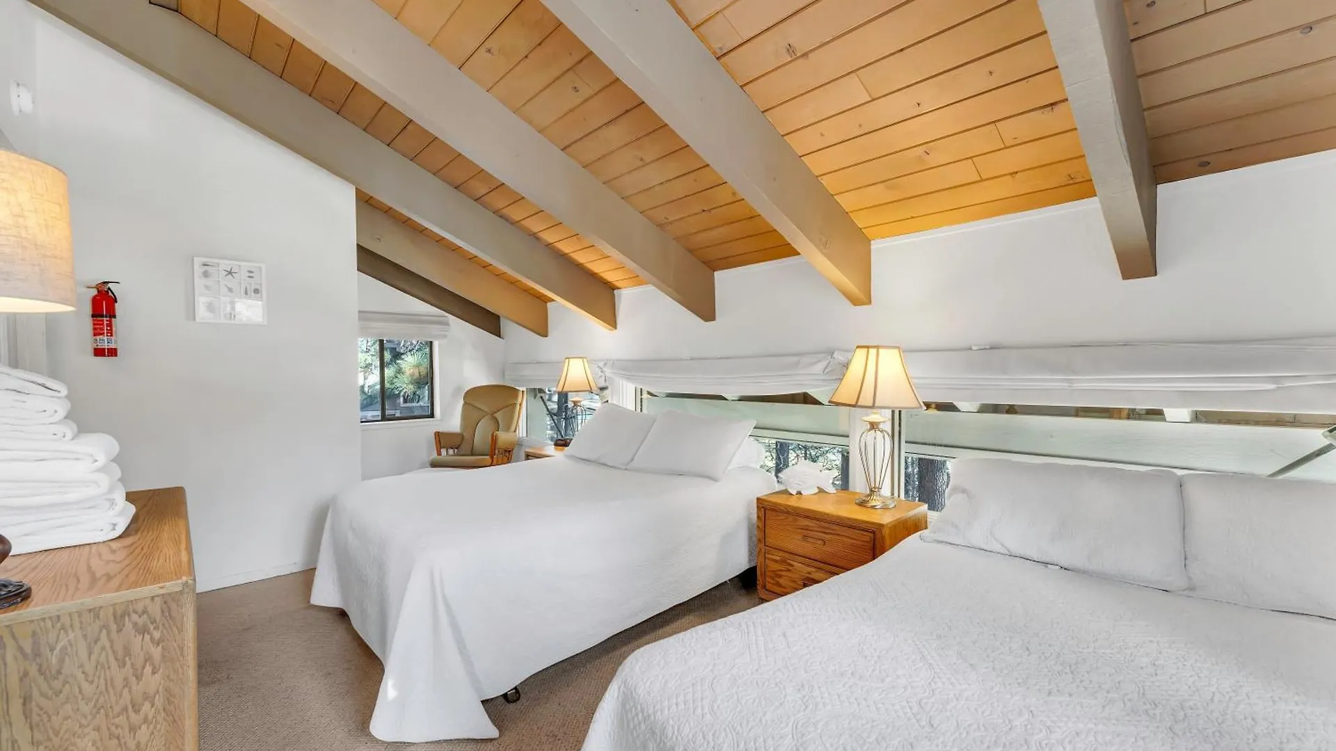 Three-Bedroom House 南太浩湖