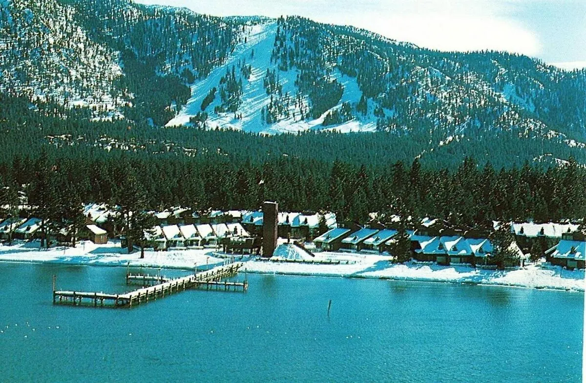 Three-Bedroom House South Lake Tahoe 0*,
