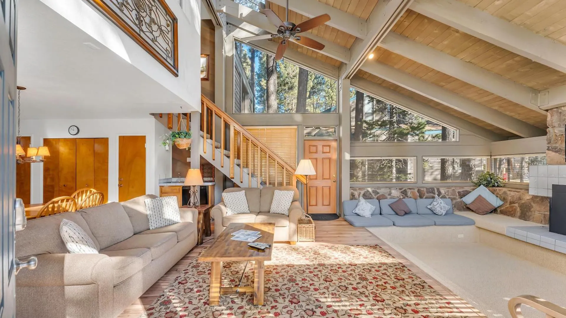 Holiday home Three-Bedroom House South Lake Tahoe